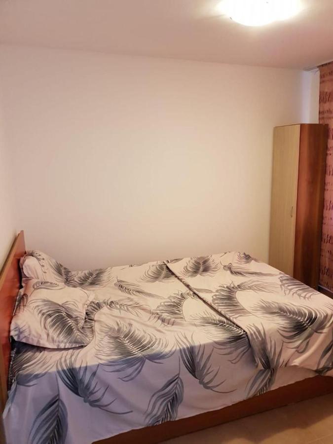 Apartament 2 Camere Tomis Nord Constanta Ngoại thất bức ảnh