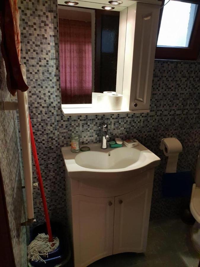 Apartament 2 Camere Tomis Nord Constanta Ngoại thất bức ảnh
